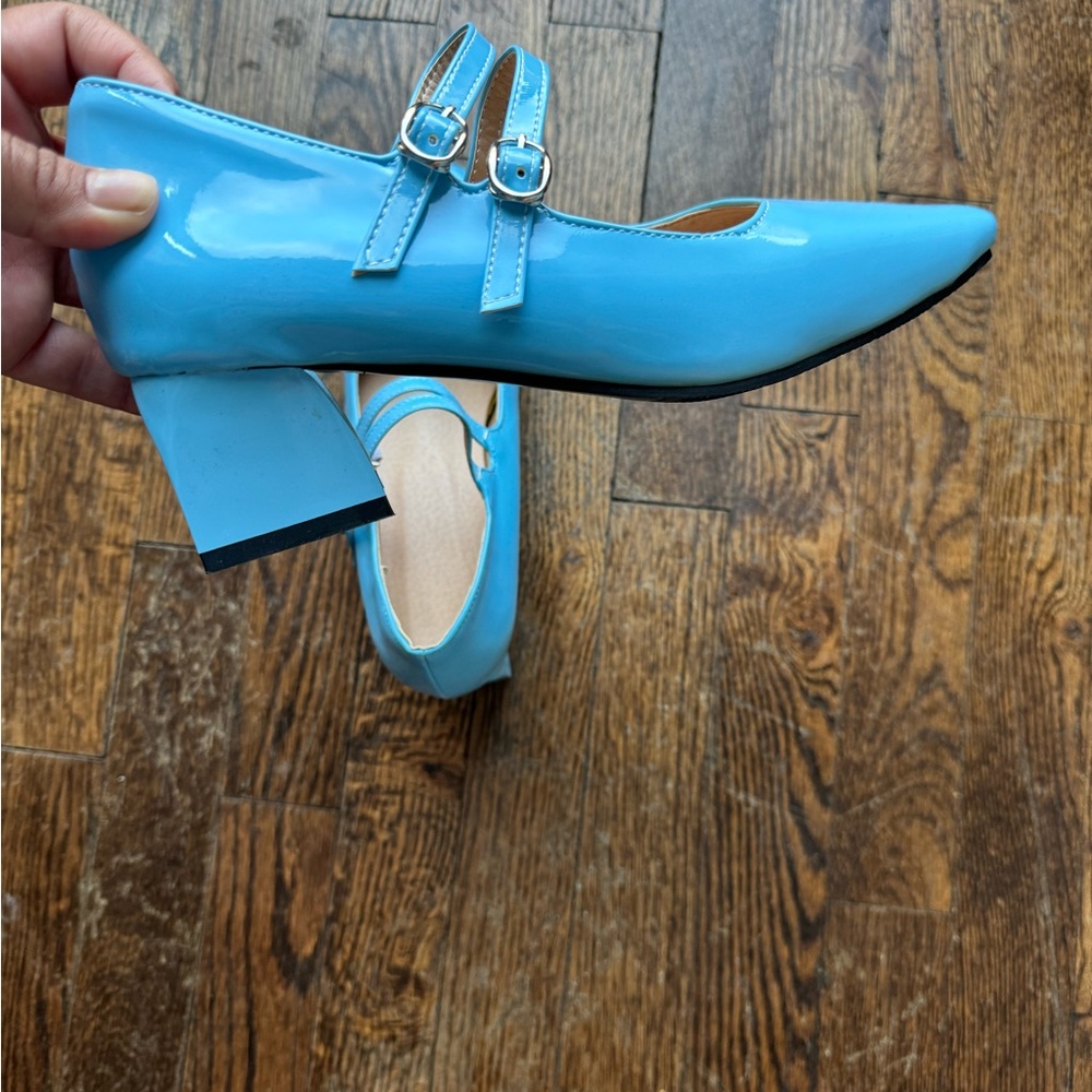 Blue Mary Jane heels
